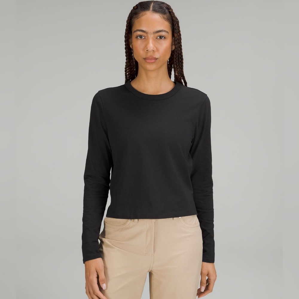Lululemon- Classic fit long sleeve cotton